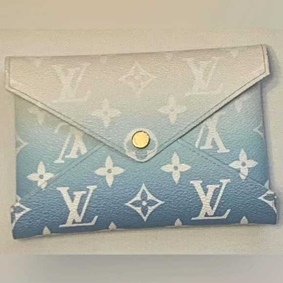 Louis Vuitton “By the Pool” MEDIUM blue Kirigami pouch. Genuine Made in France - Picture 2 of 8